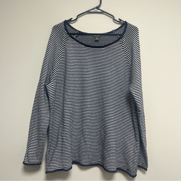 Eddie Bauer navy blue white striped‎ scoop neck top 70% cotton size 1X - Picture 1 of 9